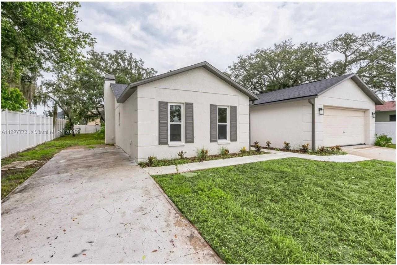 6065 Waycross DRIVE
