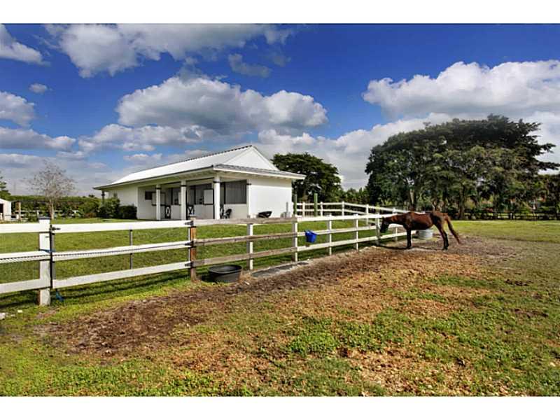 EVERGLADES LAND SALES CO - Residential