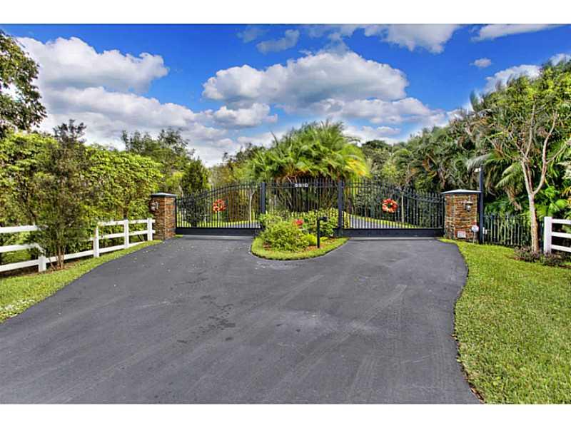 EVERGLADES LAND SALES CO - Residential