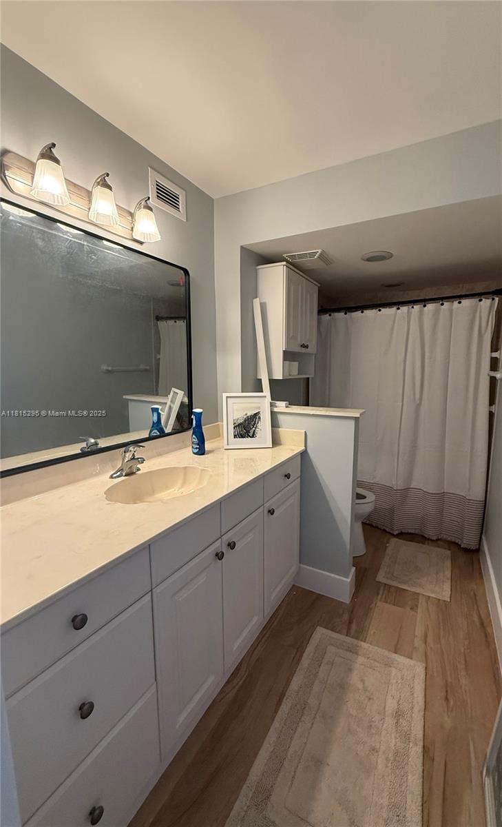 OCEANA OCEANFRONT CONDOMI - Residential Lease