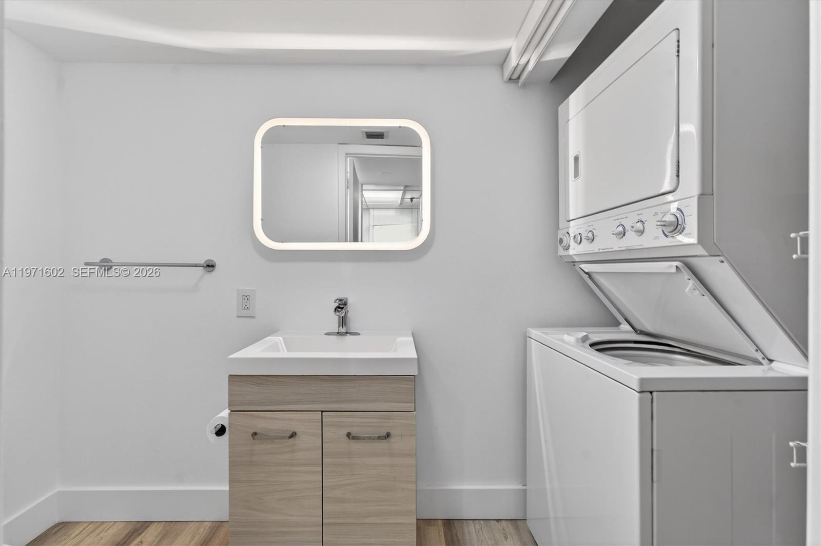 BRICKELL KEY II CONDO - Residential