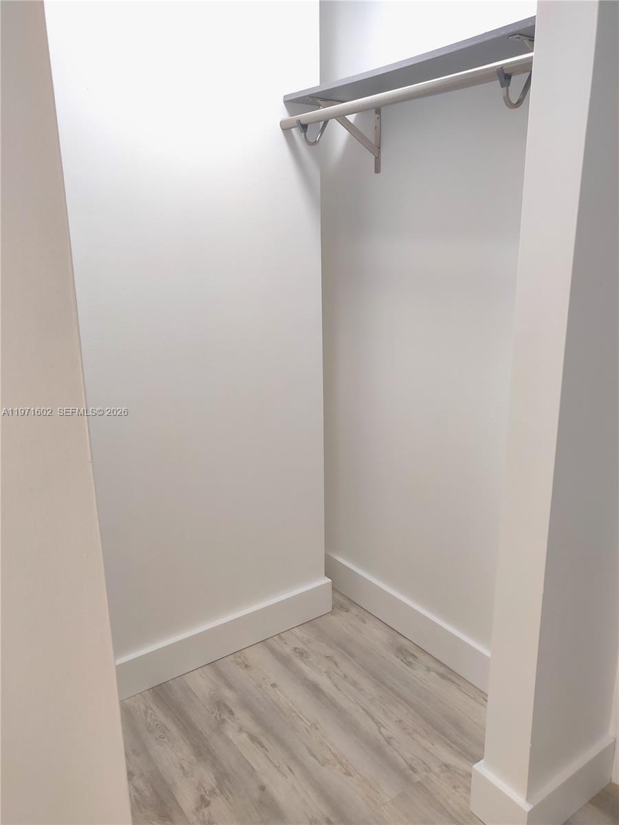 BRICKELL KEY II CONDO - Residential