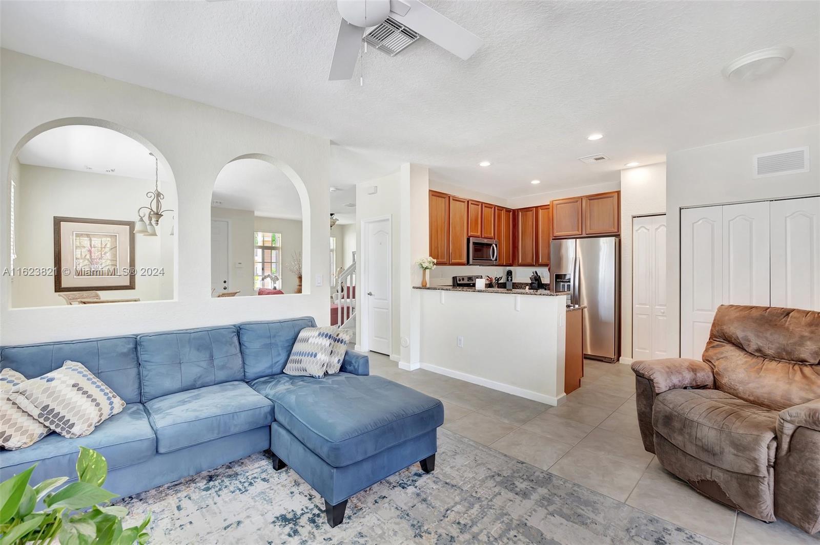 Mandarin Lakes - Residential