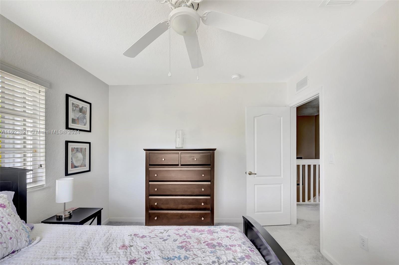 Mandarin Lakes - Residential