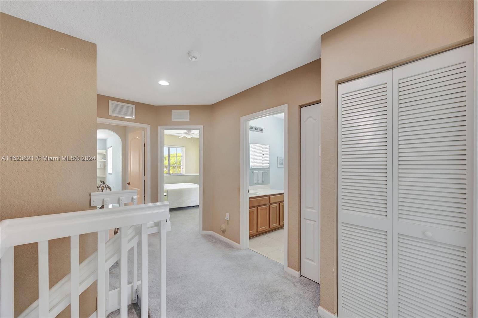 Mandarin Lakes - Residential