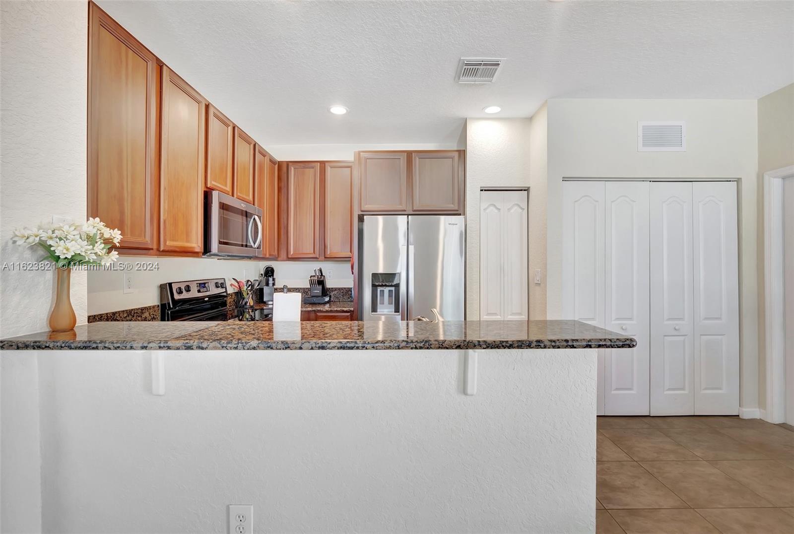 Mandarin Lakes - Residential