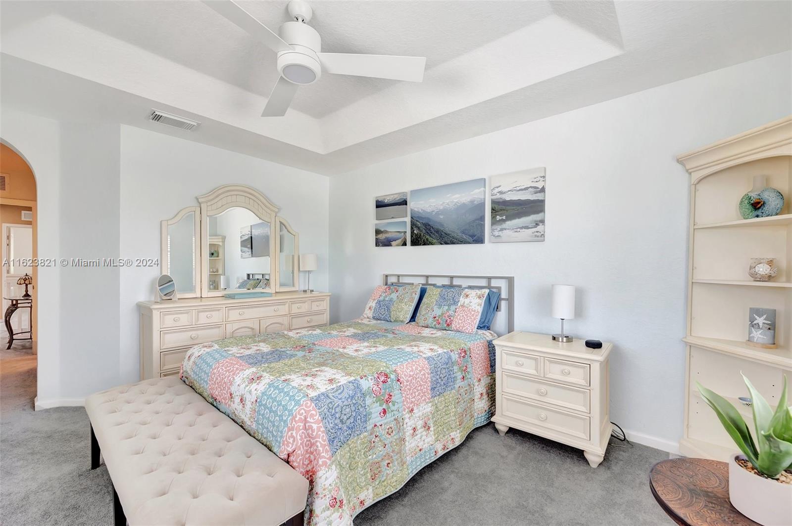 Mandarin Lakes - Residential