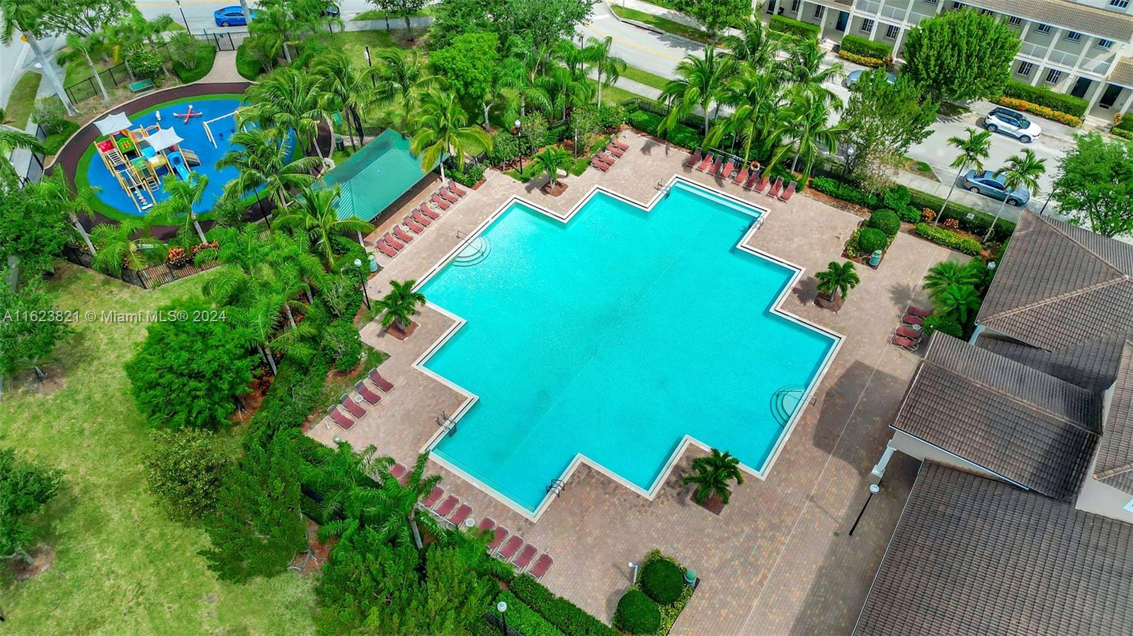 Mandarin Lakes - Residential