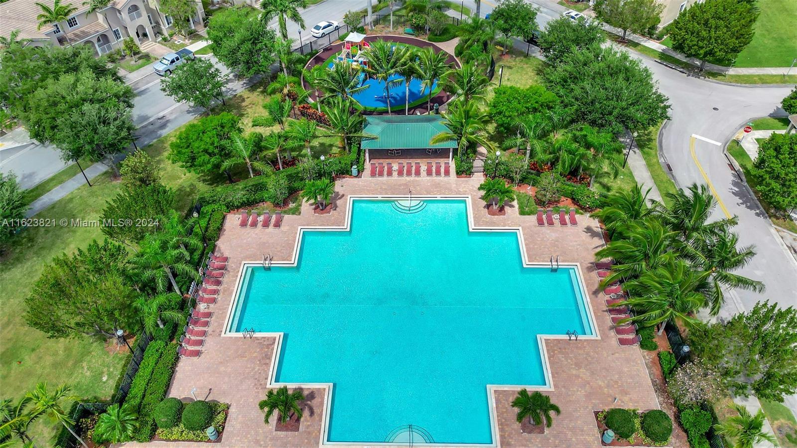 Mandarin Lakes - Residential
