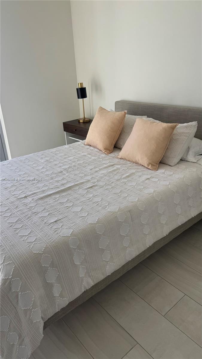 METROPICA NORTH TOWER ONE - Residential Lease