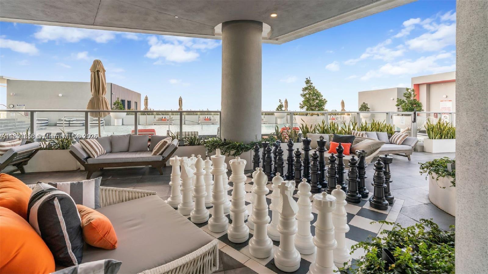 METROPICA NORTH TOWER ONE - Residential Lease