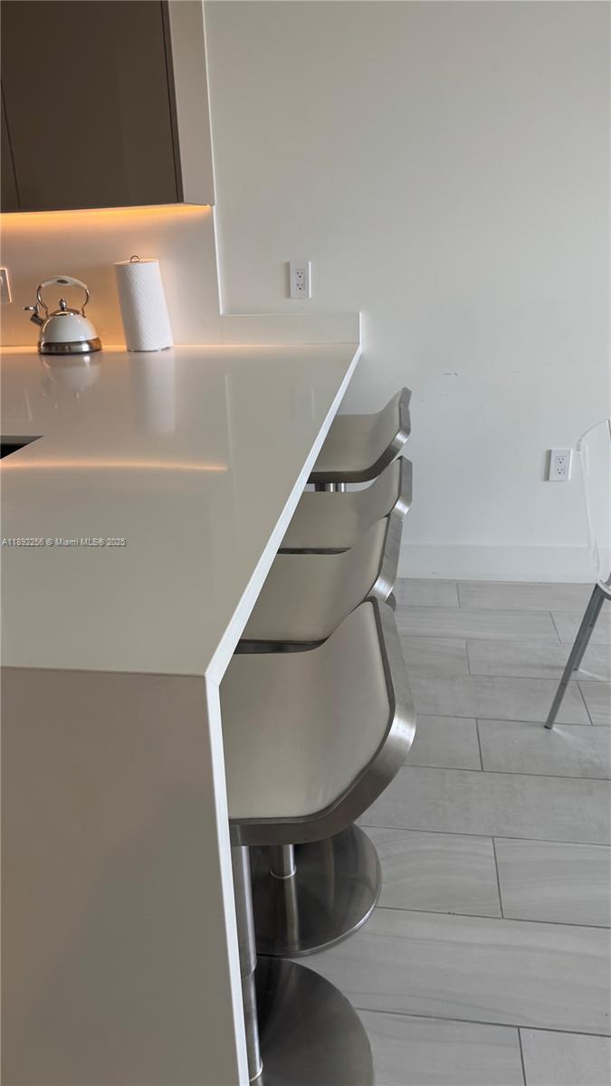 METROPICA NORTH TOWER ONE - Residential Lease
