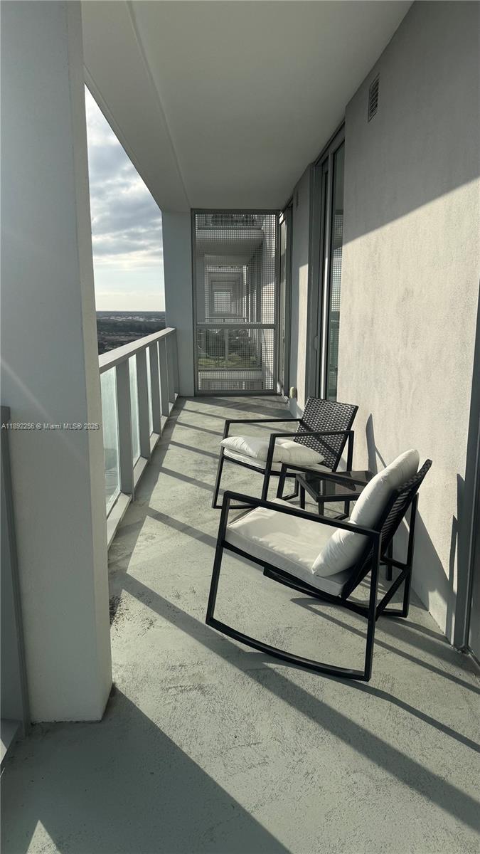 METROPICA NORTH TOWER ONE - Residential Lease