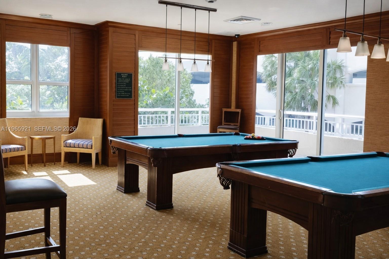 TURNBERRY ON THE GREEN CO - Residential