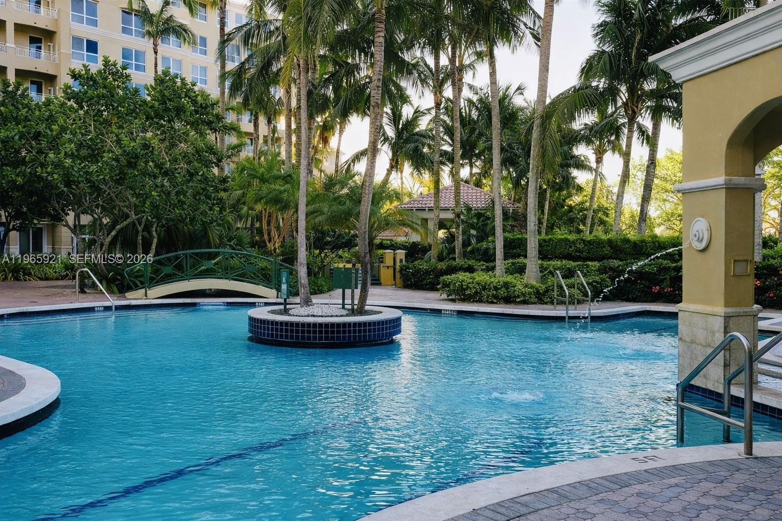 TURNBERRY ON THE GREEN CO - Residential