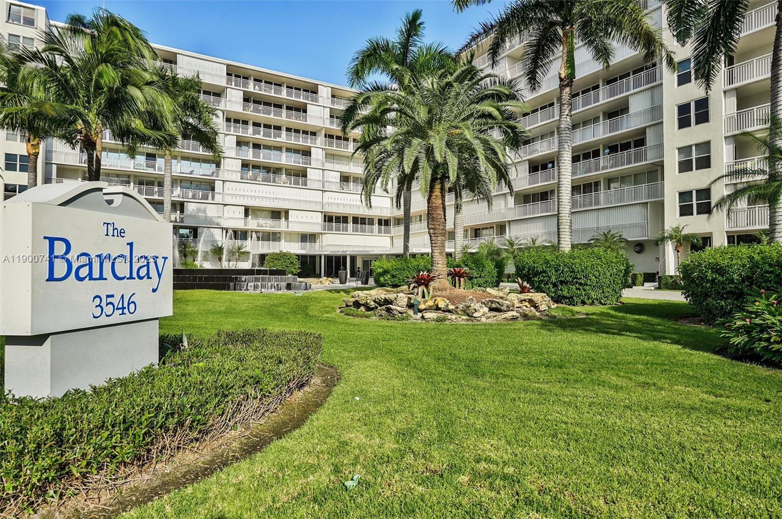 BARCLAY CONDO - Residential