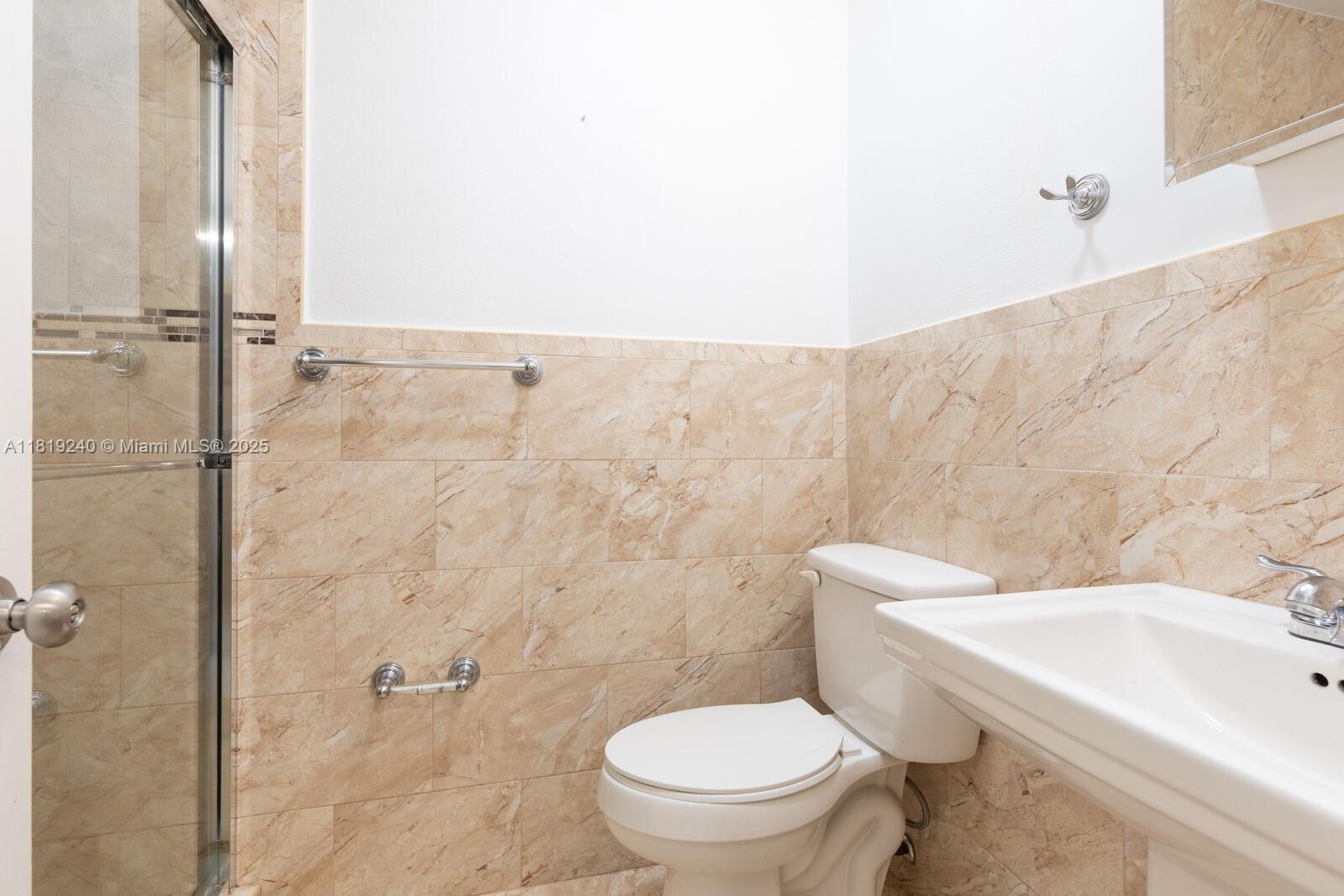 GREEN HILLS PARK WEST NO - Residential