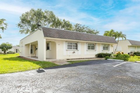 16985 SW 113th Ct 31541E Miami FL 33157