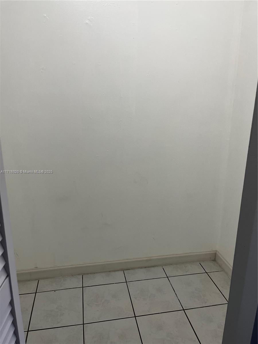 109 Gardens Dr 103