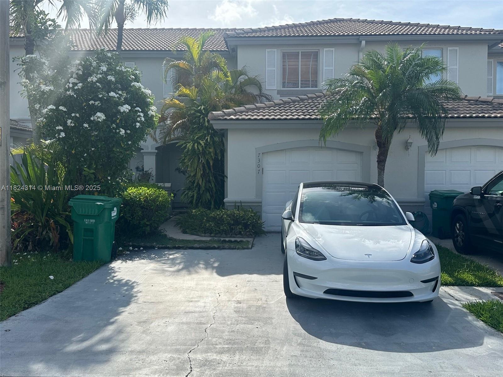 This 2-story, 3 bedroom/2.5 bathroom - 1 car garage townhouse is located in Lago Mar West/West Kendall. First floor has living/dining upon entry, 1/2 bath, eat-in kitchen with sliding door access to a fenced backyard. 2nd floor has 3 bedrooms, 2 full baths and a loft. Community offers a community pool, clubhouse and cabana. Close to top rated schools, shops, restaurants and Baptist West Kendall Hospital.