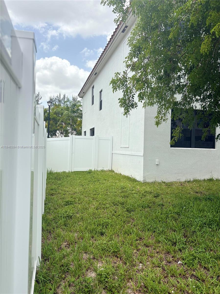 BONTERRA - Residential Lease