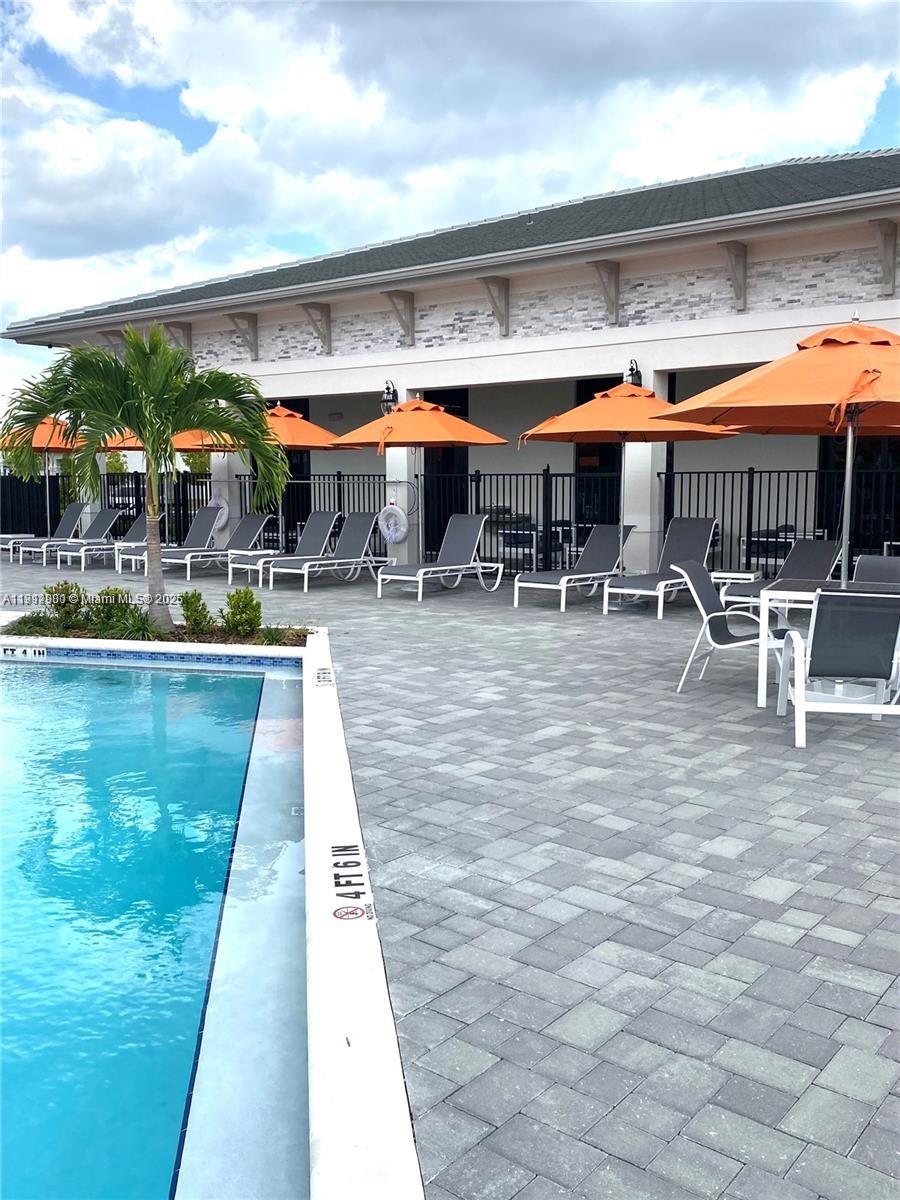 PINE ISLE - Residential Lease