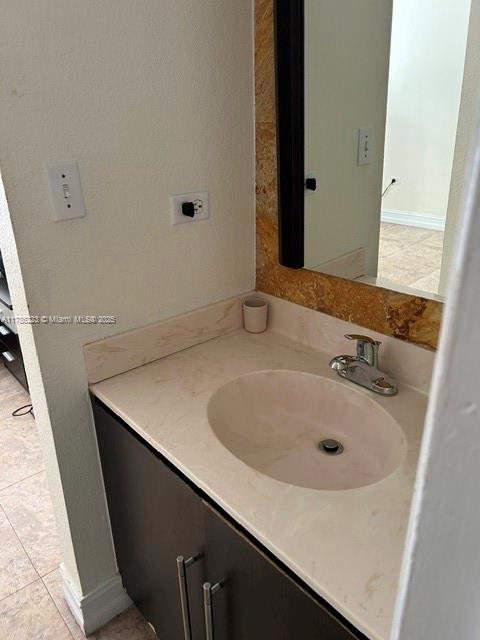 FLAMINGO SOUTH BEACH I CO - Residential Lease