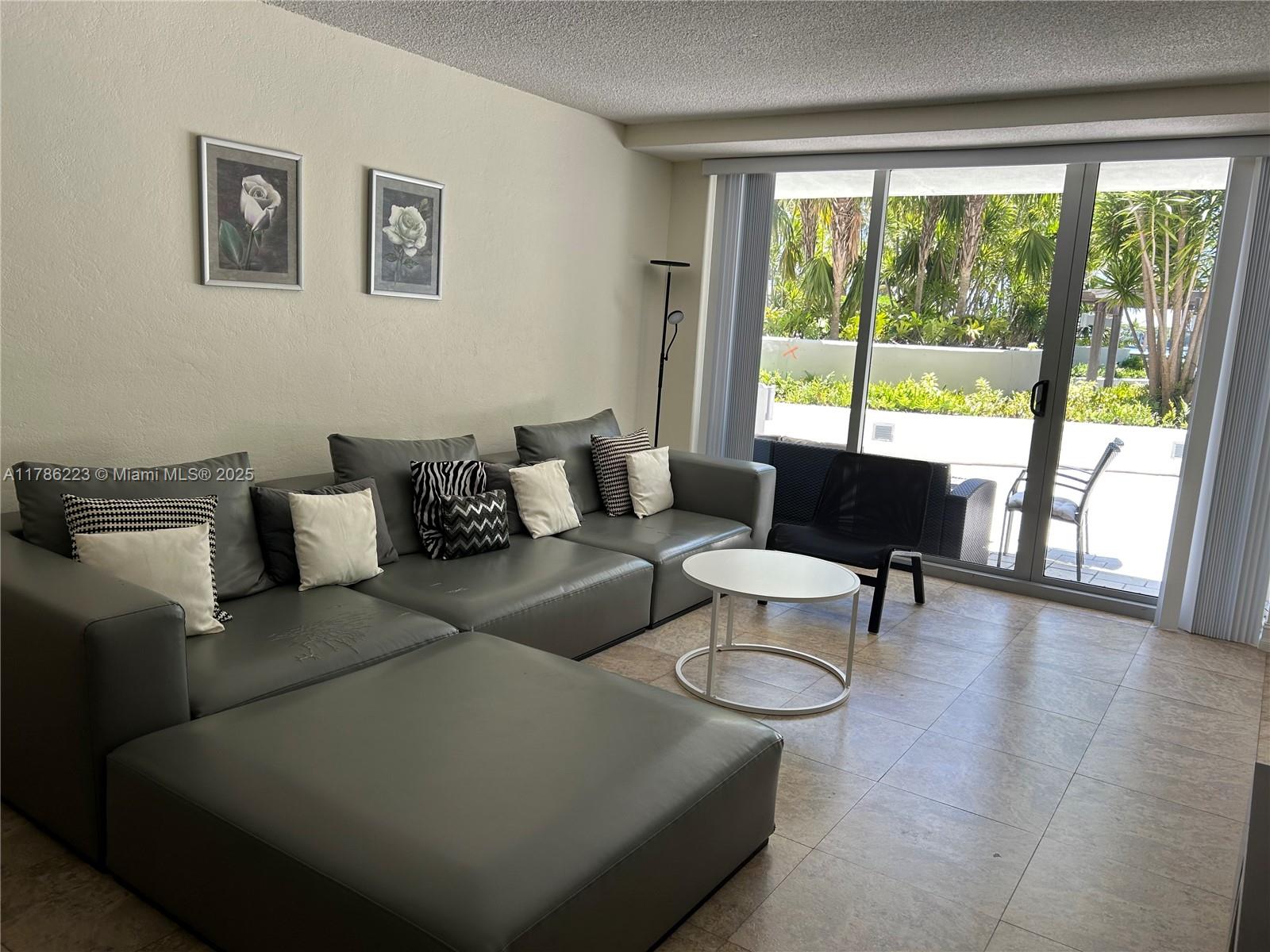FLAMINGO SOUTH BEACH I CO - Residential Lease