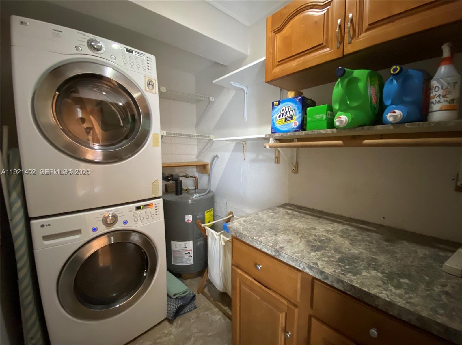 MIRACLE MANOR 5TH ADDN - Residential