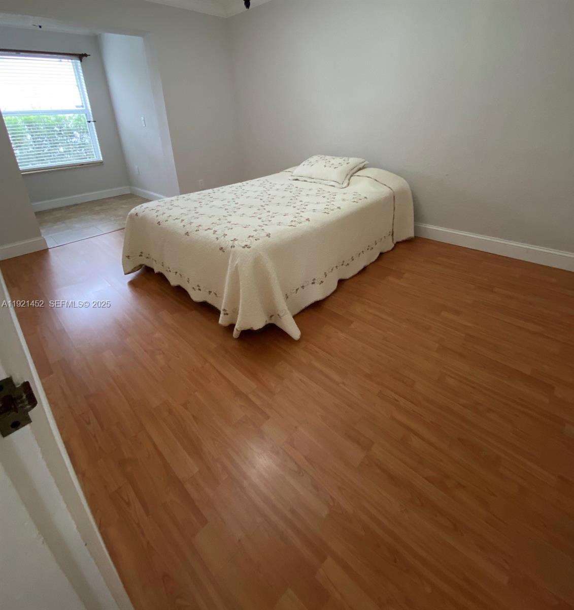 MIRACLE MANOR 5TH ADDN - Residential