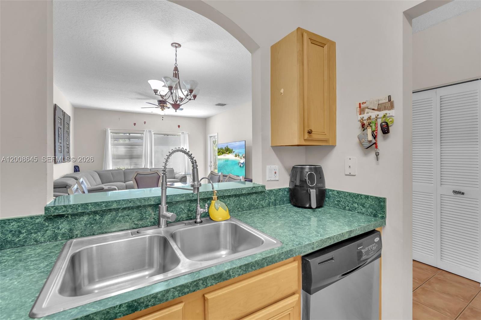 OLYMPIA & YORK RESIDENTIAL - Residential