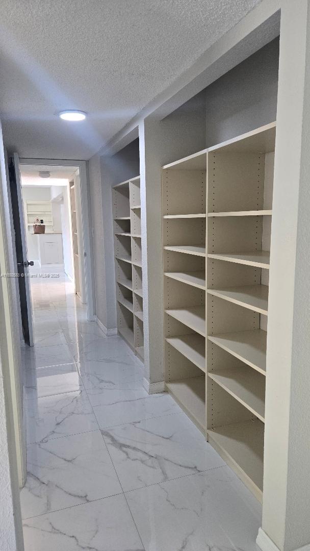 LAKEVIEW GARDENS AT MIAMI - Residential