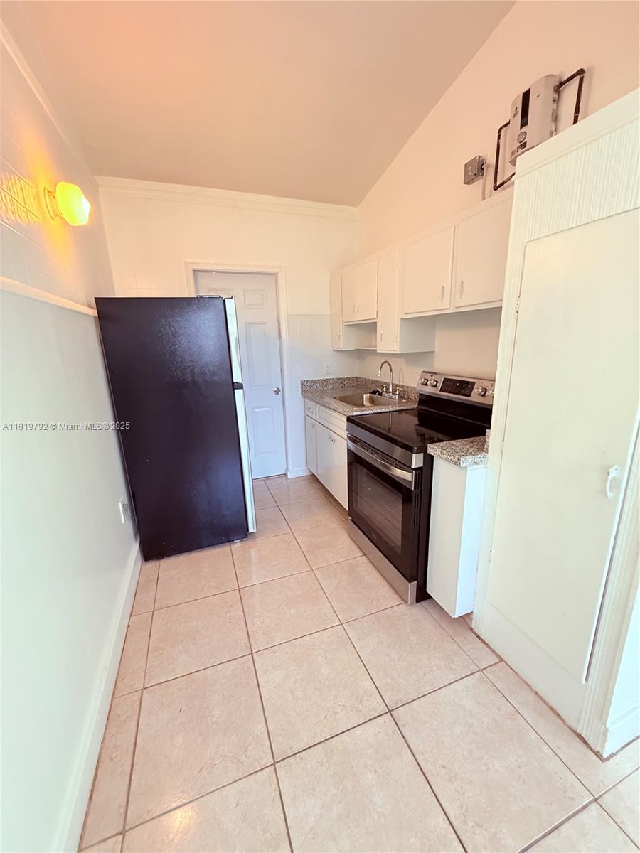 1045 NE 80th St 2