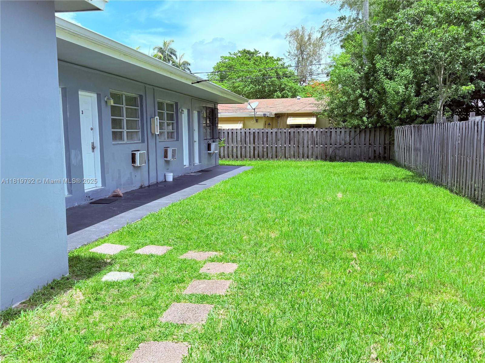Rental Property at 1045 Ne 80th St 3, Miami, Broward County, Florida - Bathrooms: 1  - $1,050 MO.