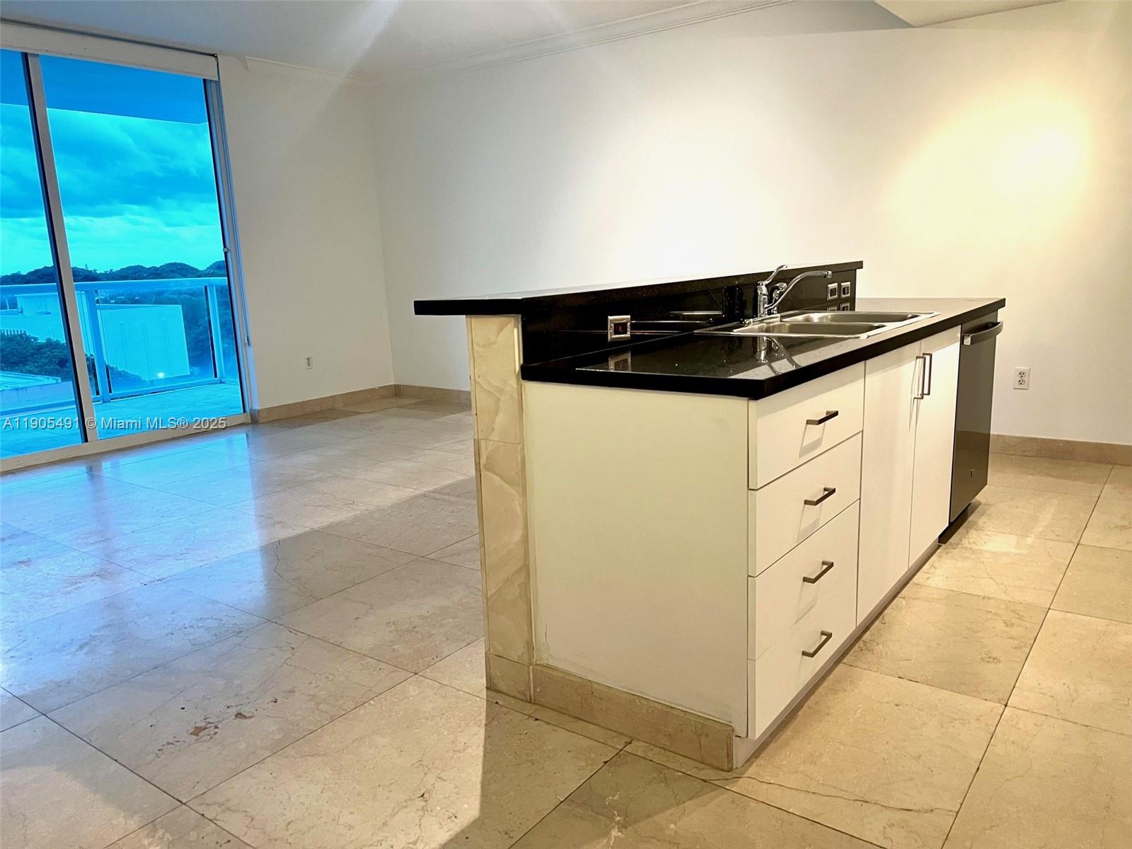 CORAL SEA VIEW CONDO - Residential Lease