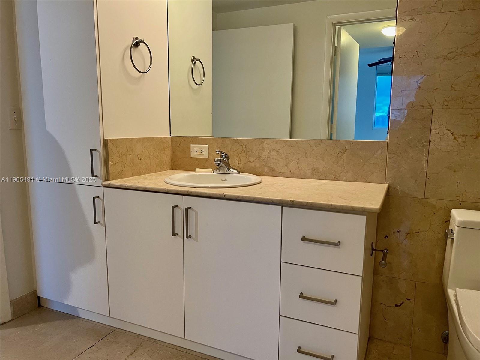 CORAL SEA VIEW CONDO - Residential Lease