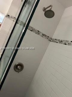 Mahogany Key Condo 03 - Residential