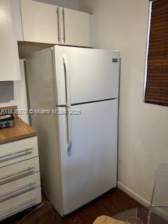 Mahogany Key Condo 03 - Residential