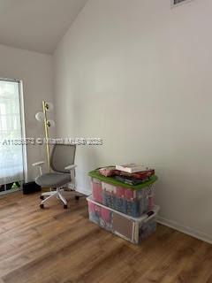 Mahogany Key Condo 03 - Residential