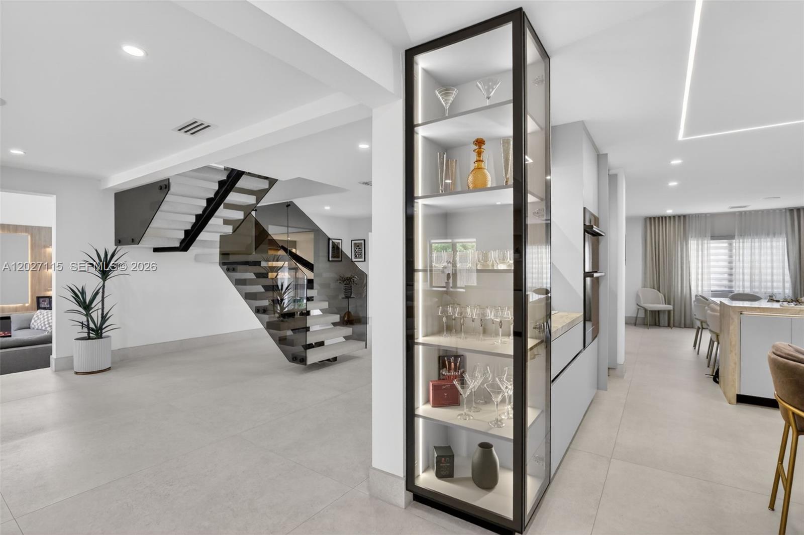 PLANTATION ACRES - Residential