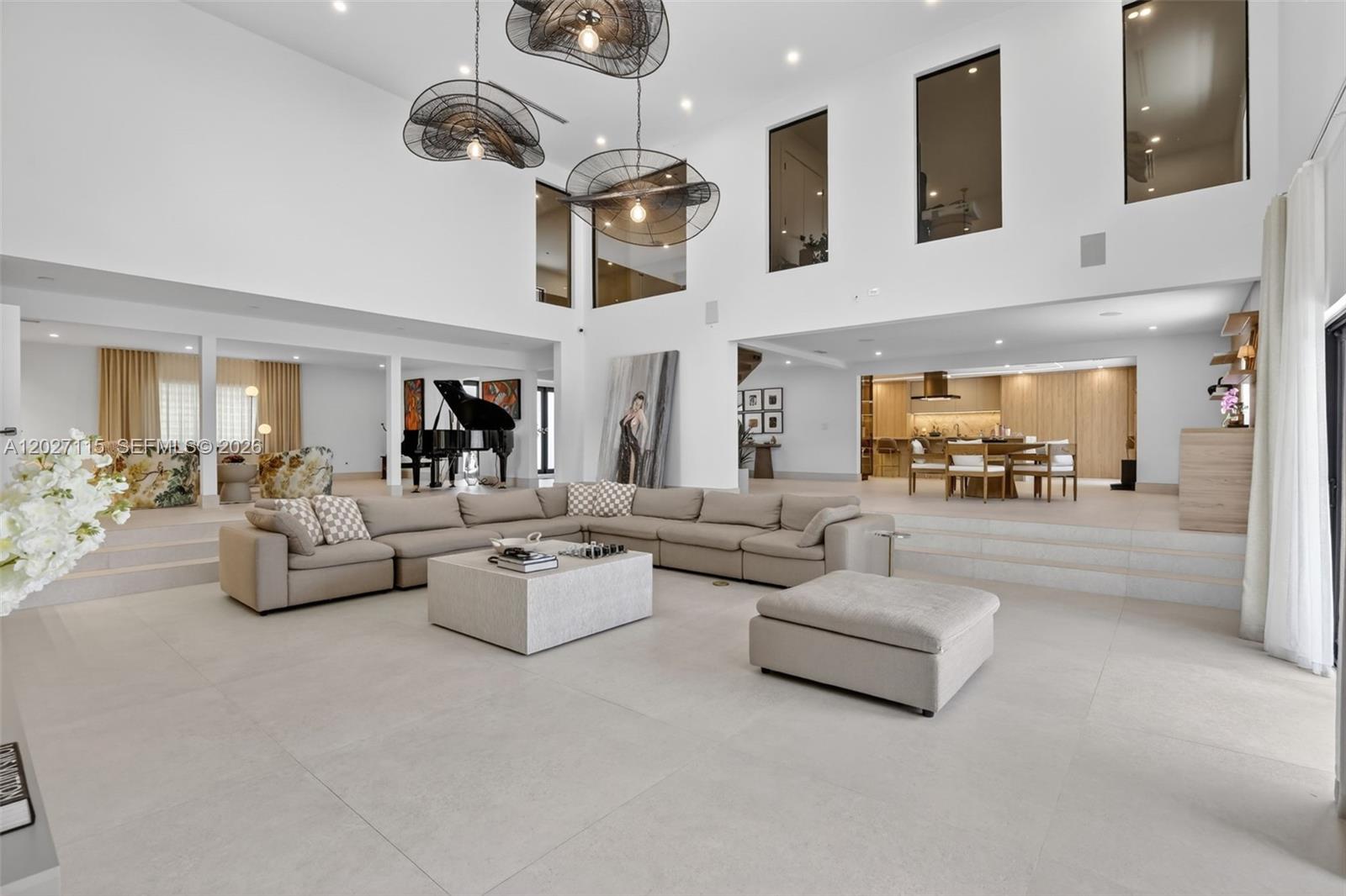 PLANTATION ACRES - Residential