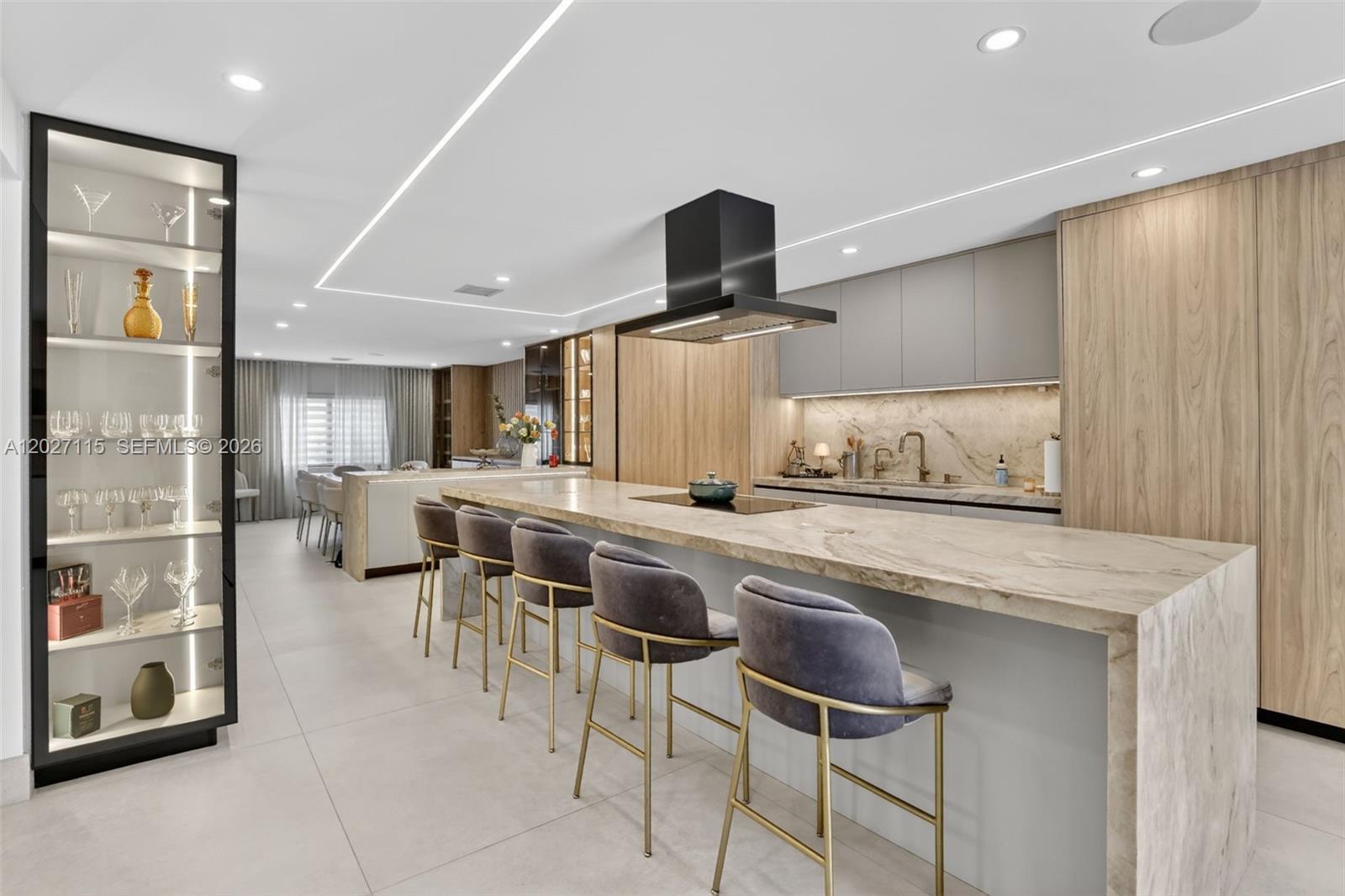 PLANTATION ACRES - Residential