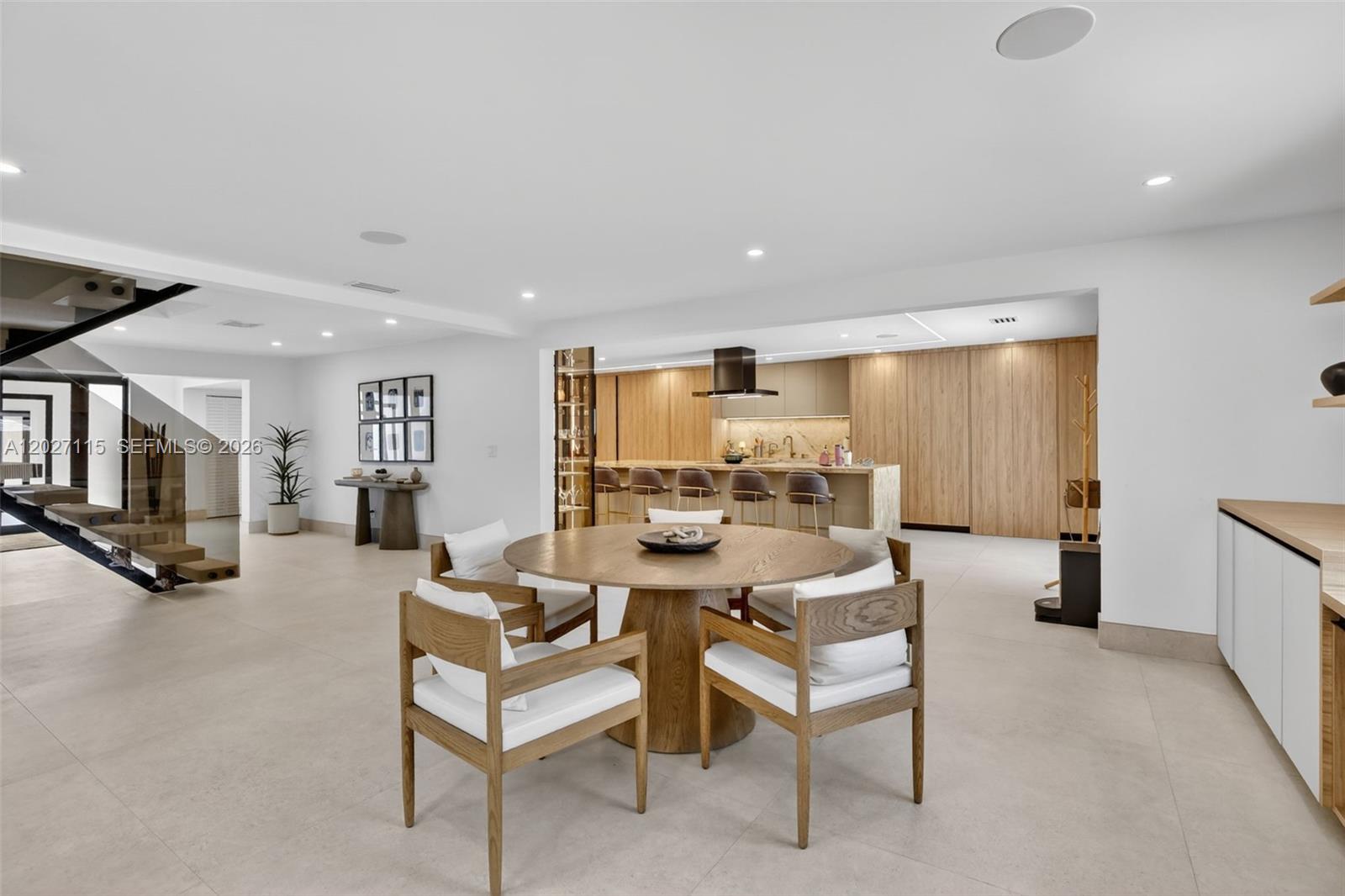 PLANTATION ACRES - Residential