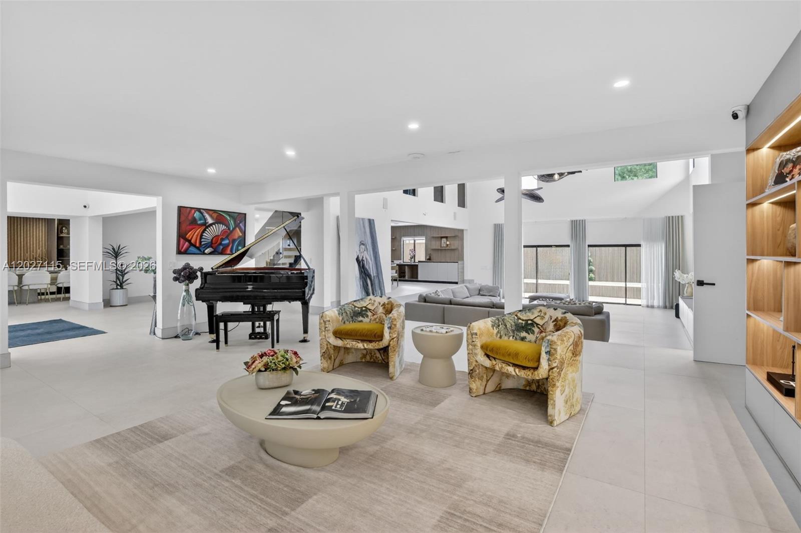 PLANTATION ACRES - Residential