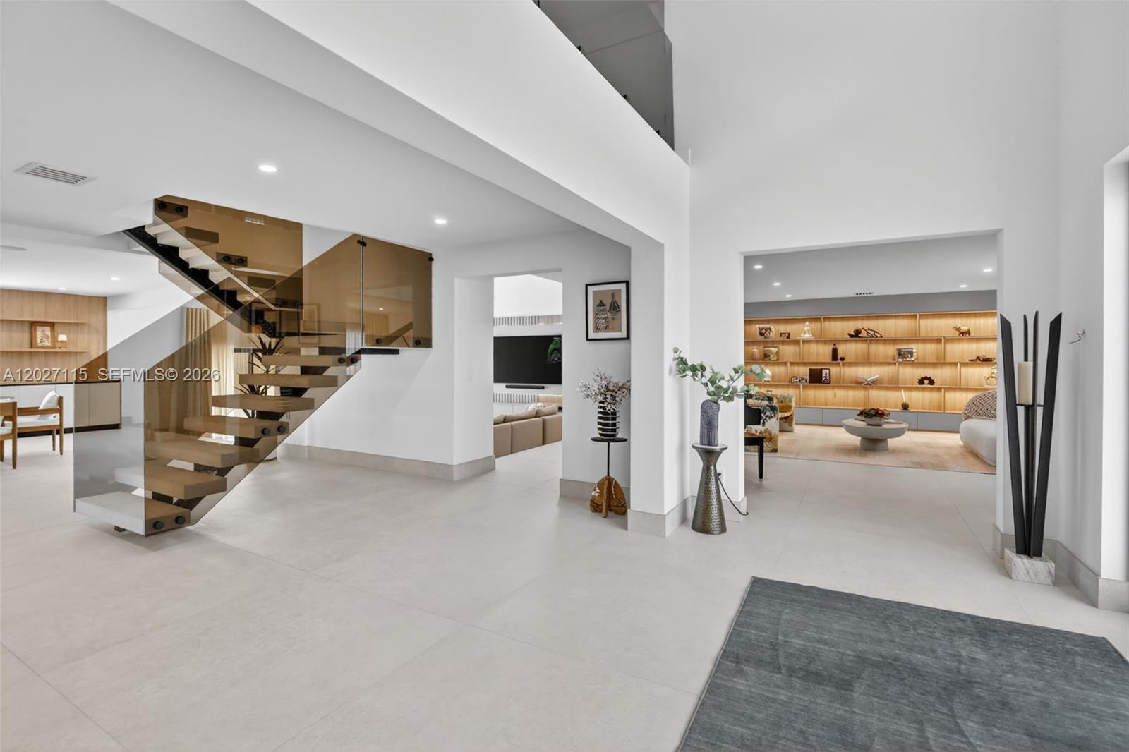 PLANTATION ACRES - Residential