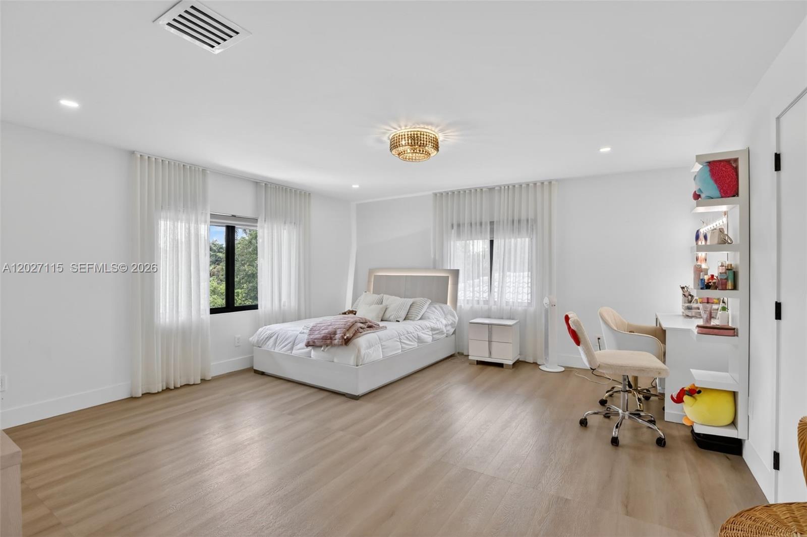 PLANTATION ACRES - Residential