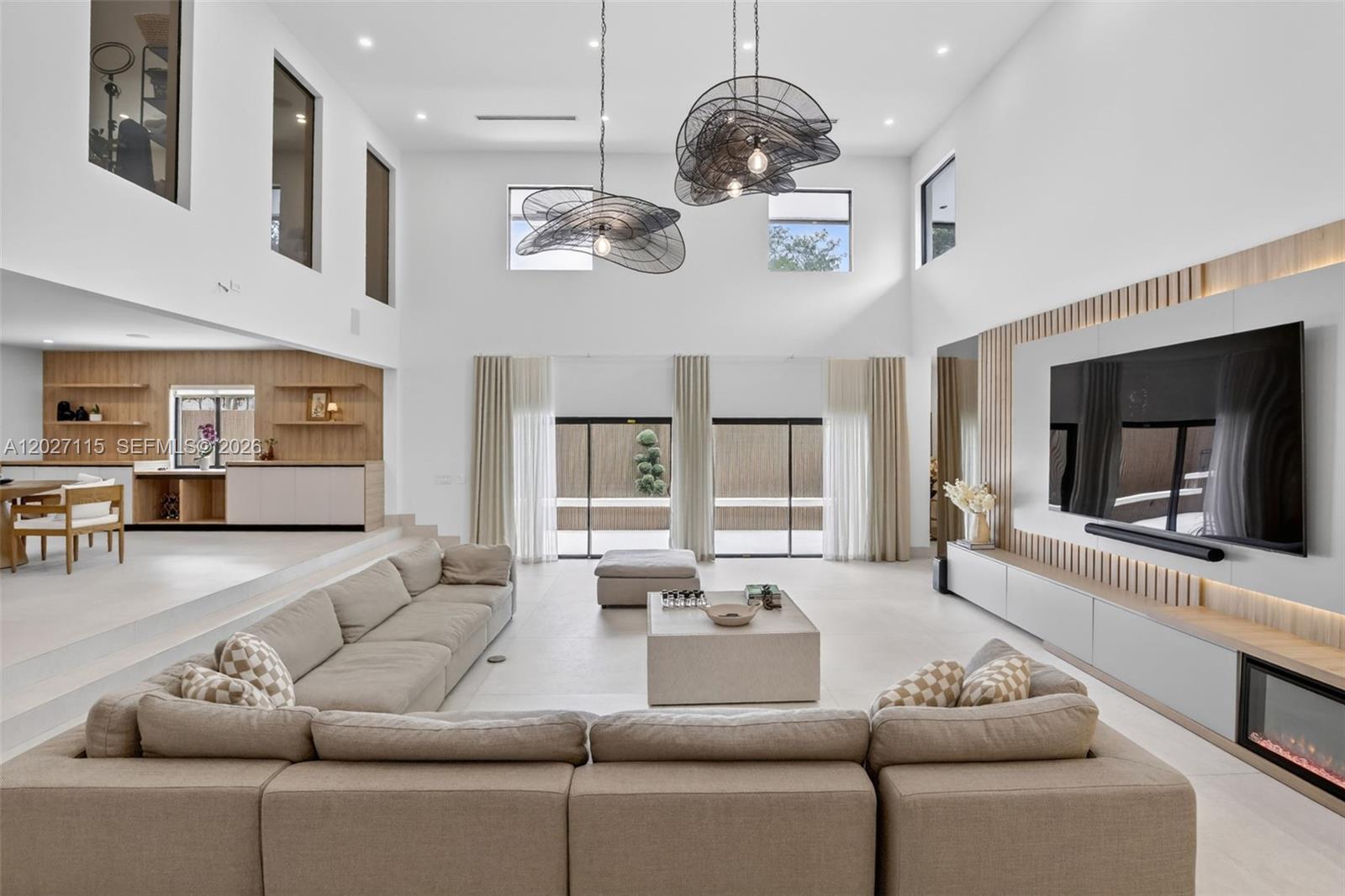 PLANTATION ACRES - Residential