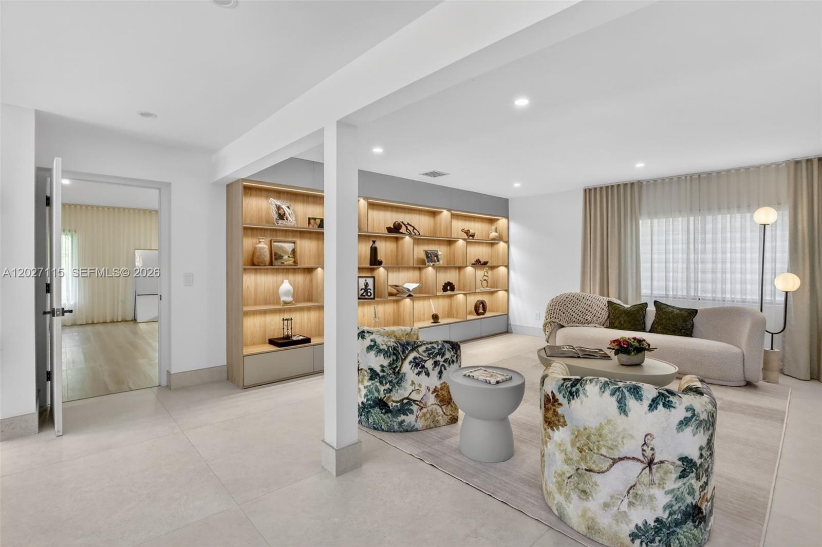 PLANTATION ACRES - Residential