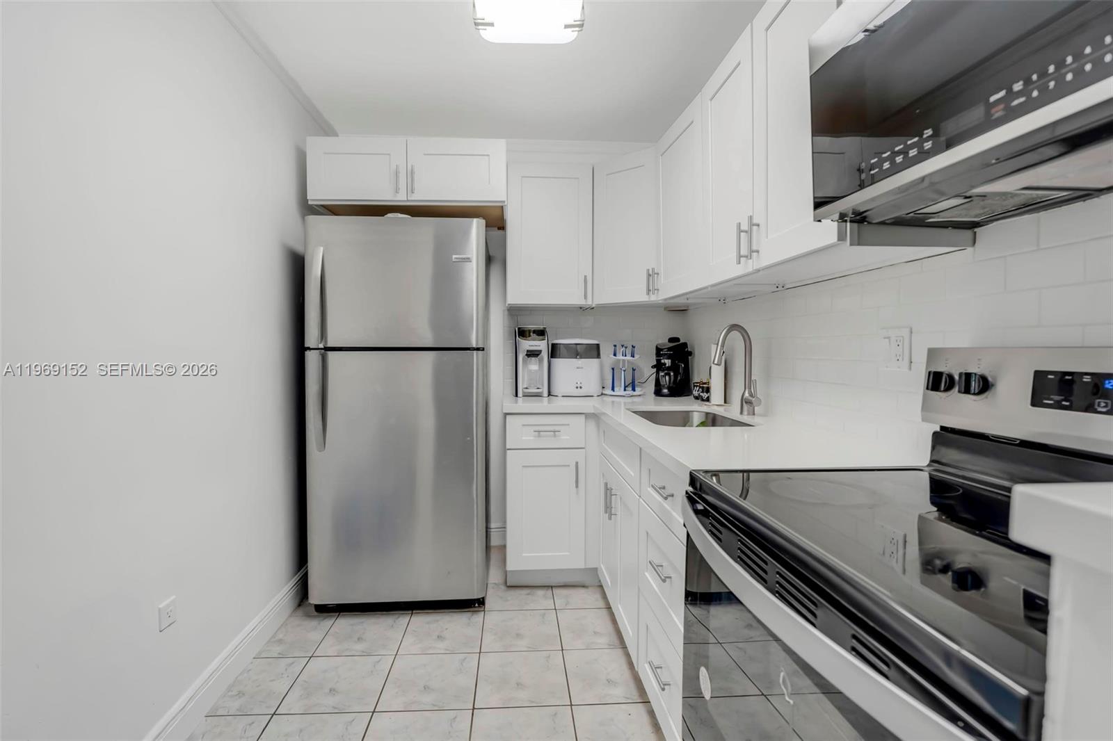 SUMMIT CHASE CONDO - Residential