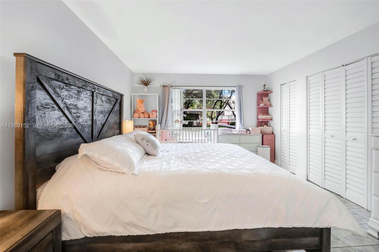 SUMMIT CHASE CONDO - Residential